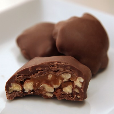 milk-chocolate-caramel-pecan-turtles